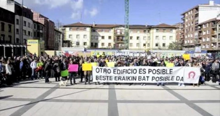 Manifestación contra proyecto de Casa Cultura de Getxo.